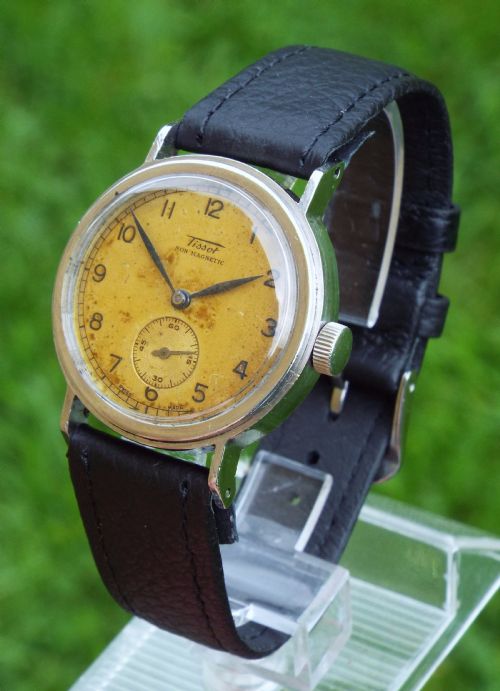 A Gents 1930s Tissot Wrist Watch