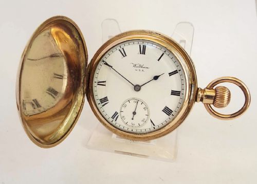 An Antique Waltham Full Hunter Pocket Watch.
