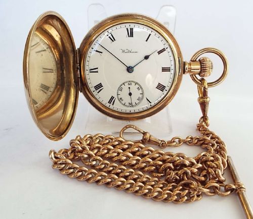 An Antique Waltham Full Hunter Pocket Watch & Chain.