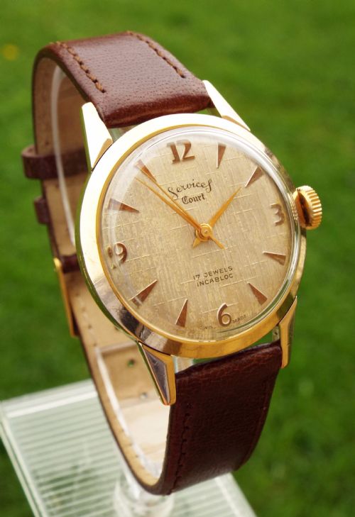 fig 1. Gents 9ct gold Services Court wrist watch, 1960