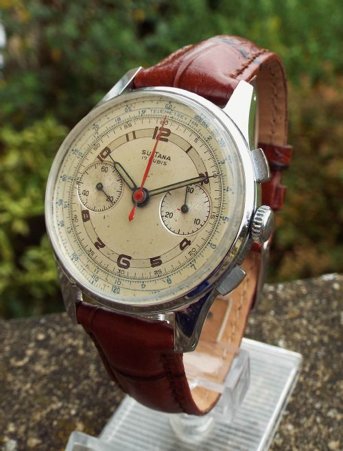 fig 1. Gents 1940s Sultana chronograph wrist watch