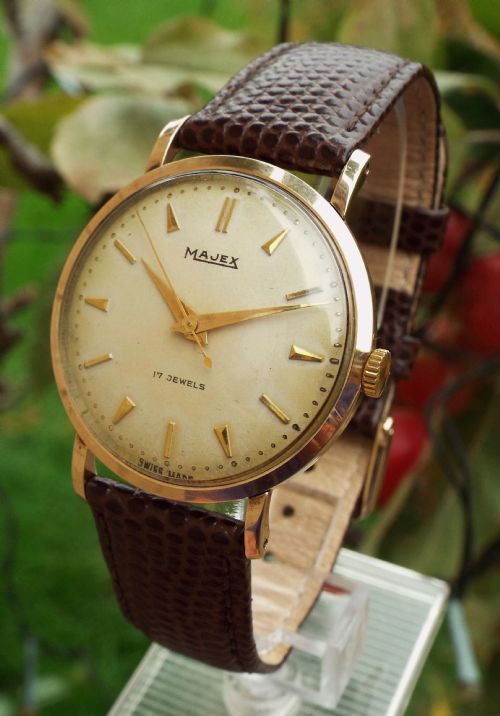 Gents 9 Carat Gold Majex Wrist Watch, Late 1950s