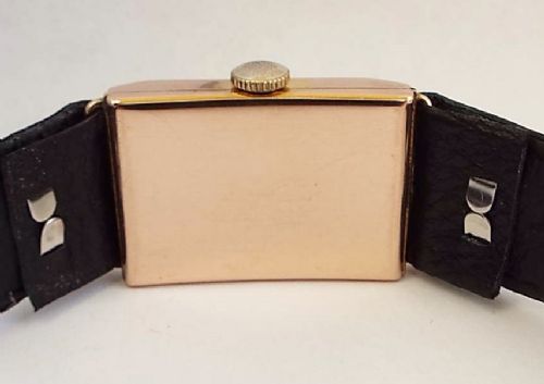fig 2. A 1940s gents 9 carat gold Record wrist watch.