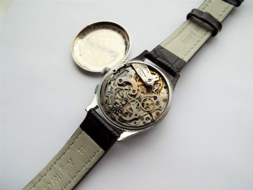 fig 2. Gents 1940s Accurist chronograph, Valjoux 22