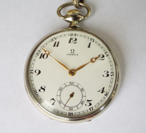 fig 1. 1930s Omega pocket watch and albert