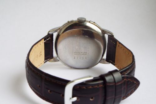 fig 2. Gents 1940s Arsa triple date wrist watch