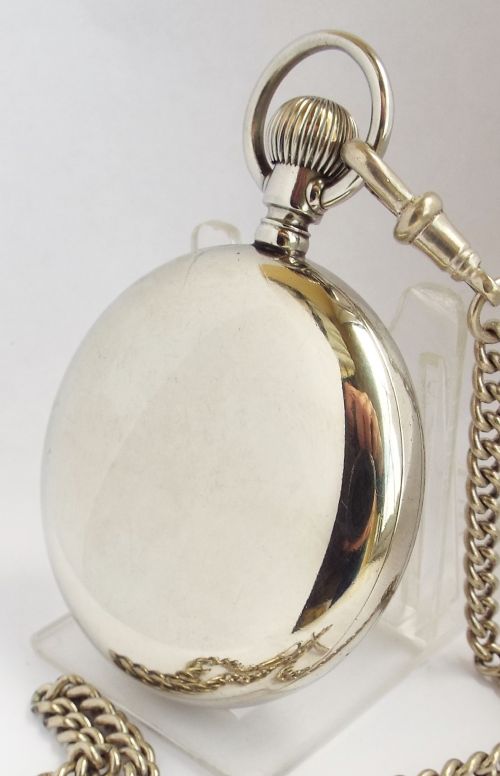 fig 1. A vintage 1920s pocket watch & chain.