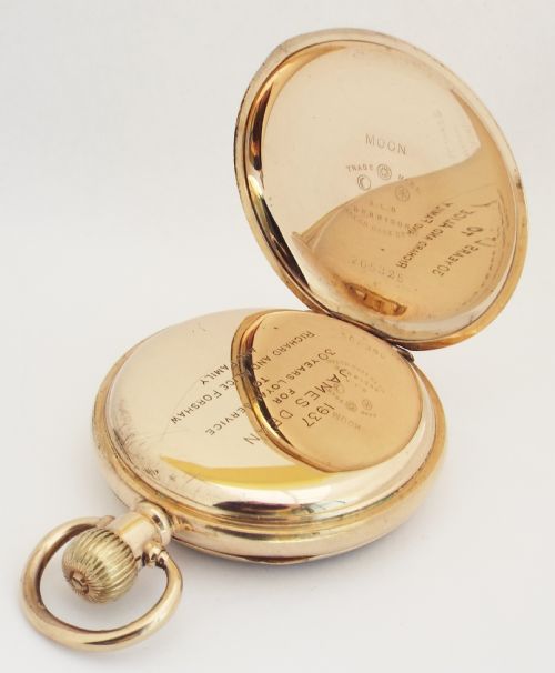 fig 2. A 1930s stem winding Waltham pocket watch.