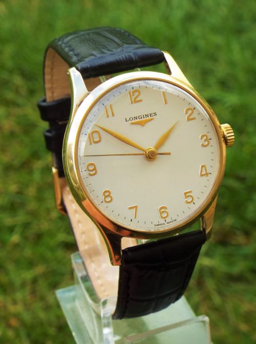 fig 1. Gents 9 carat gold Longines wrist watch, 1960