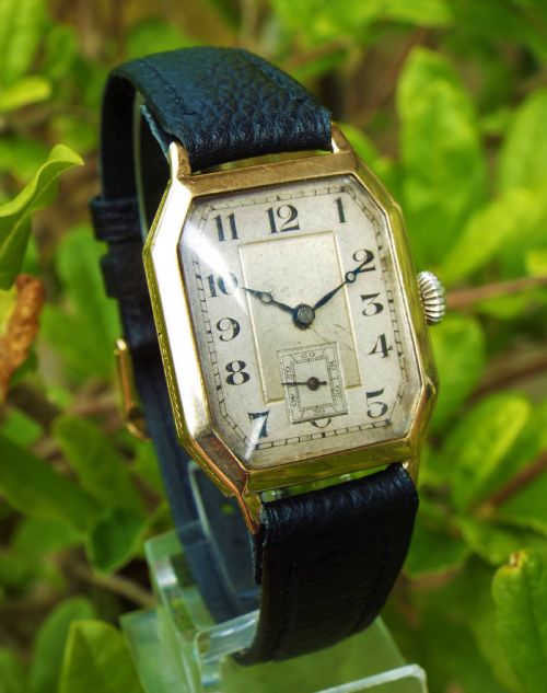 fig 1. Gents 9ct gold Rotary wrist watch, 1929