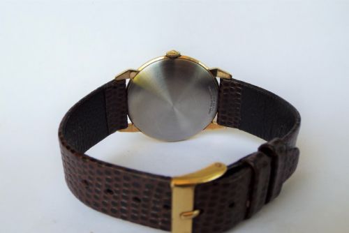 fig 3. Gents 1950s Wittnauer wristwatch