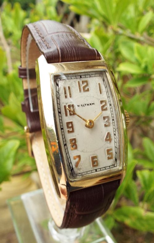 A Gents 1930s Waltham Wrist Watch.