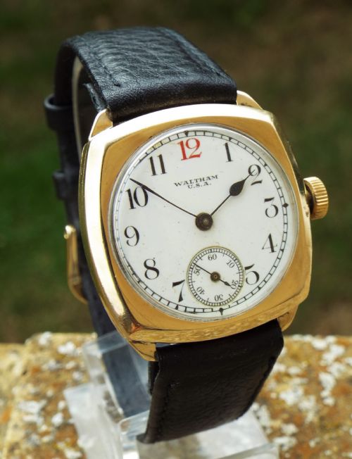fig 1. Gents 1930s 9ct gold Waltham wristwatch