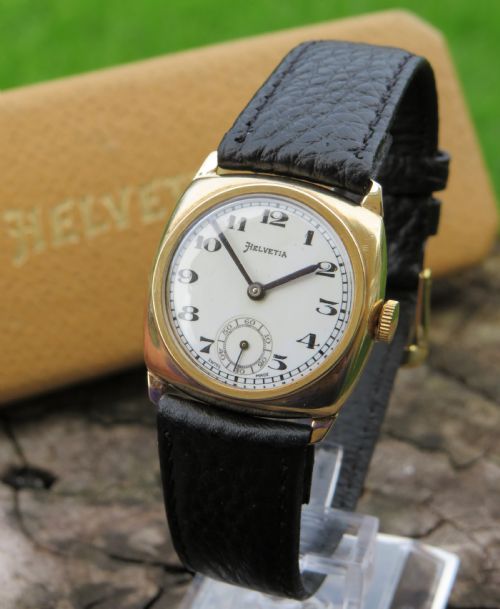9ct Gold Helvetia Cushion Cased Wrist Watch, 1939