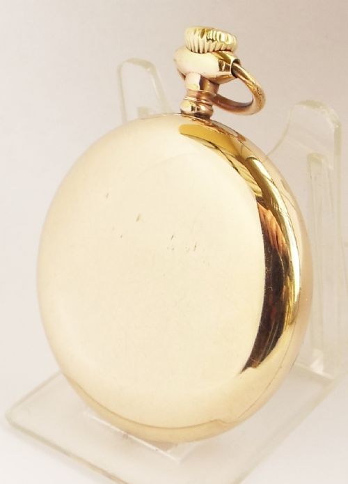 fig 1. A vintage 1930s Waltham Traveler pocket watch.