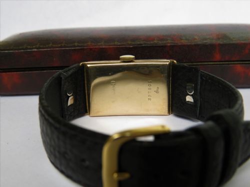 fig 3.  Boxed 9ct gold Rotary wrist watch, 1926