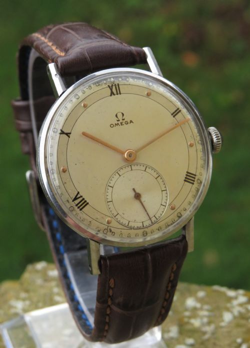 fig 1. Gents good-sized 1940s Omega wrist watch