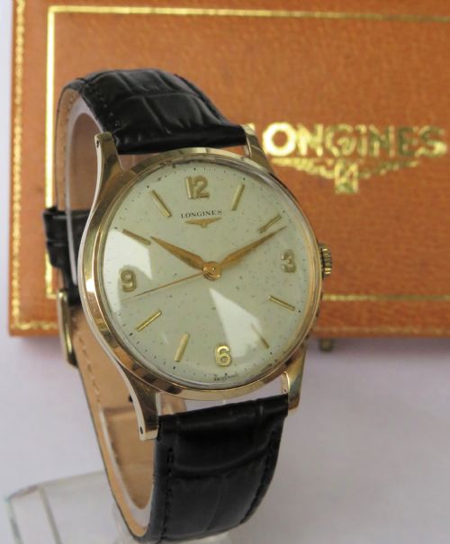 fig 2. Gents 9ct gold Longines wrist watch, boxed
