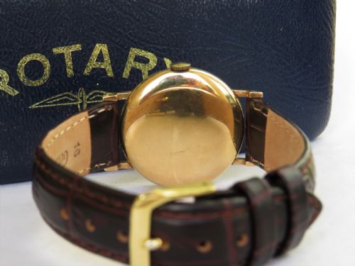 fig 2. Gents 9ct gold Rotary wrist watch, 1968