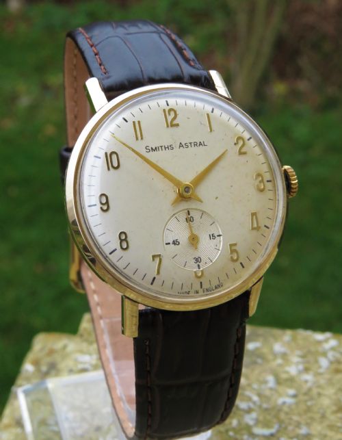fig 1. Gents 9ct gold Smiths Astral wrist watch, 1956