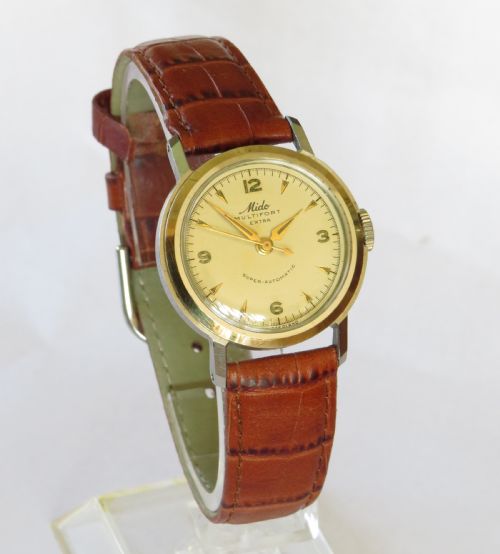 fig 1. 1940s Mido Multifort bumper automatic wrist watch.