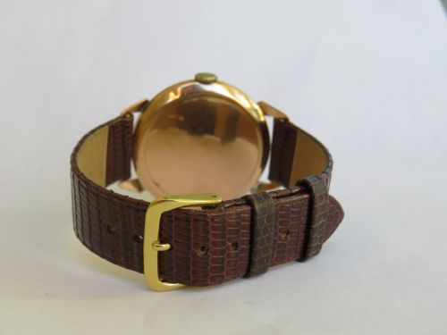 fig 2. Gents large 18ct gold Longines Chronometre watch