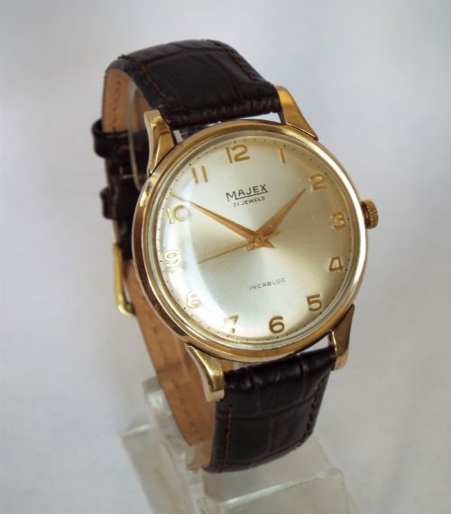 Gents 9ct Gold Majex Wrist Watch, 1962
