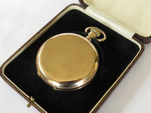 fig 1. A boxed “Everite” full hunter pocket watch from H Samuel.