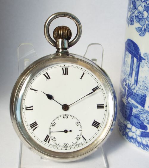 A 1920s Silver Renown Pocket Watch, 23 Jewels.