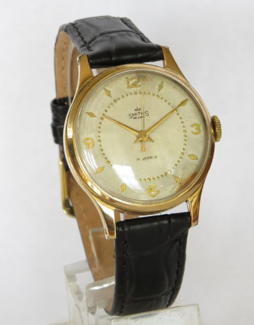fig 1. Gents 1950s Smiths De Luxe wrist watch, England