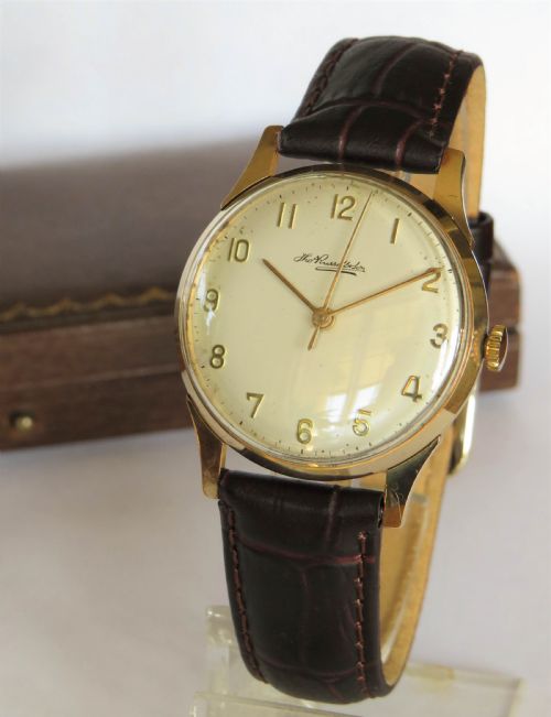 Gents 9ct Gold Thomas Russell Wrist Watch, 1969