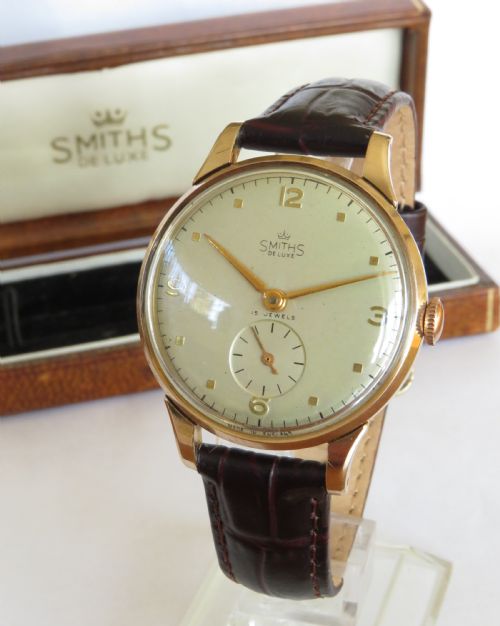 Good-sized 9ct Gold Smiths De Luxe Wrist Watch, 1954