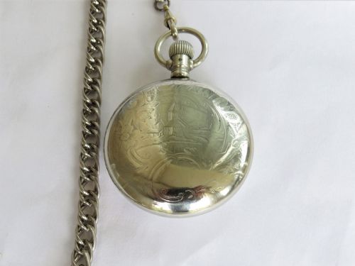 fig 1. Large antique 1892 Waltham pocket watch & chain.