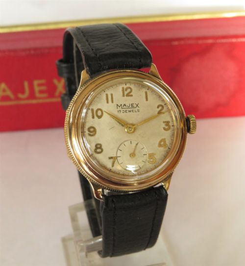 Mid-size 9ct Gold Majex Wrist Watch, 1930