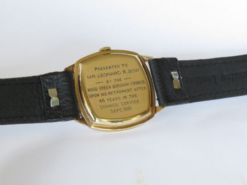 fig 2. Gents 1950s 9ct gold Marvin wrist watch