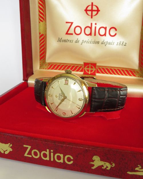 fig 1. Gents 1950s Zodiac Datographic wrist watch