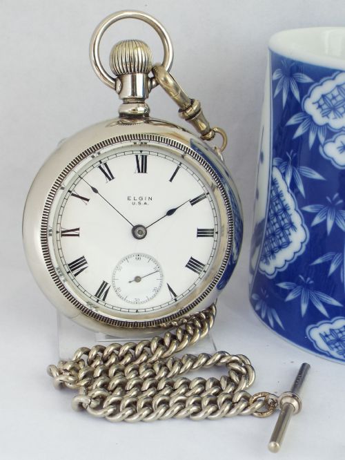 A Large 1917 Elgin Pocket Watch & Chain.