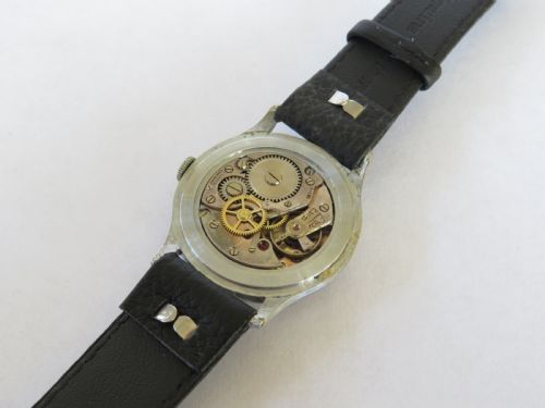 fig 1. Gents 1940s Ery wrist watch
