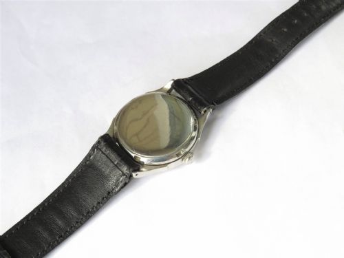 fig 3. Gents 1940s Omega bumper automatic wrist watch