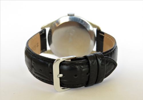 fig 2. Gents large 1950s Lorenz wrist watch