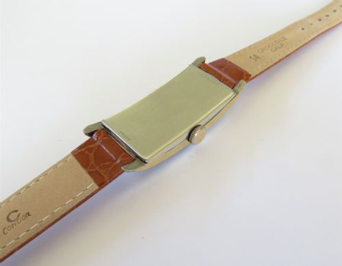 fig 2. 1935 Westfield Art Deco curvex wrist watch, Bulova