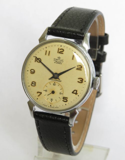Gents Smiths De Luxe Wrist Watch, Made in England