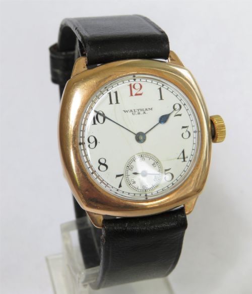fig 1. Gents 1930s 9ct gold Waltham wrist watch