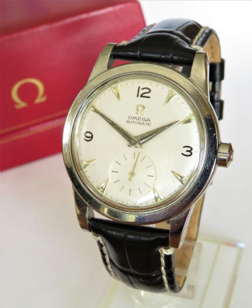 Gents Omega Bumper Automatic Wrist Watch, 1950