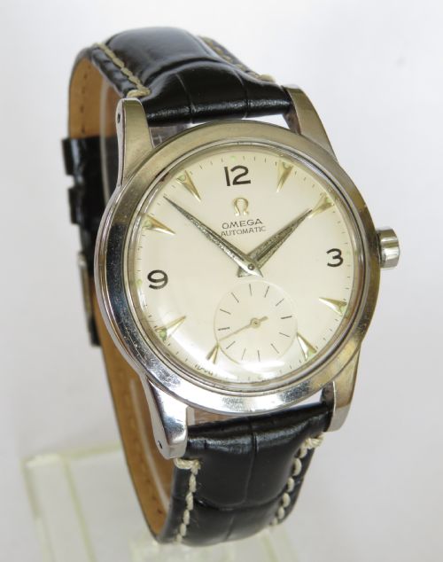 fig 2. Gents Omega bumper automatic wrist watch, 1950