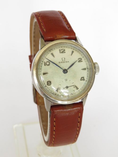 fig 1. Gents Omega 26.5 SOB wrist watch, c1940