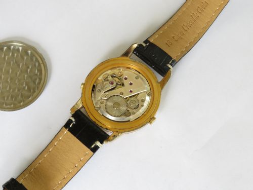 fig 2. Gents 1950s Eldor Geneve triple date wrist watch