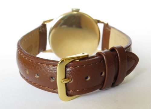 fig 2. Gents 9ct gold Smiths Astral wrist watch, 1961