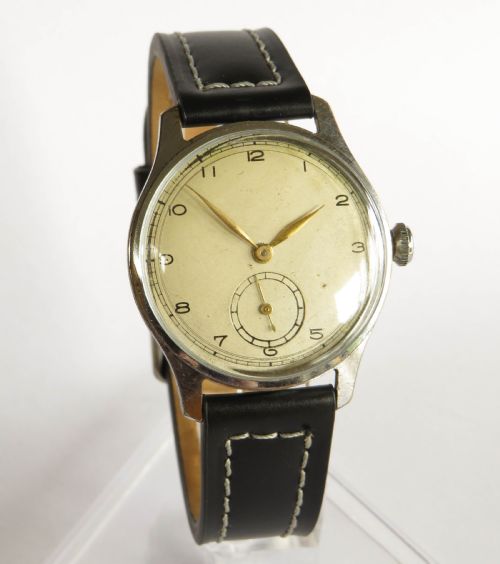 fig 1. Gents large Tissot wrist watch, 1943