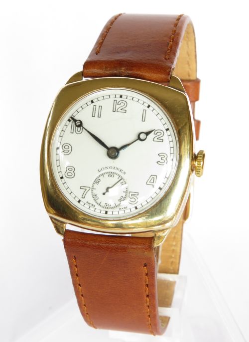 Gents 9ct Gold Longines Wrist Watch, 1945
